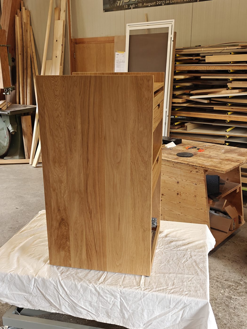 Seitenansicht — bündig versenkte Fronten