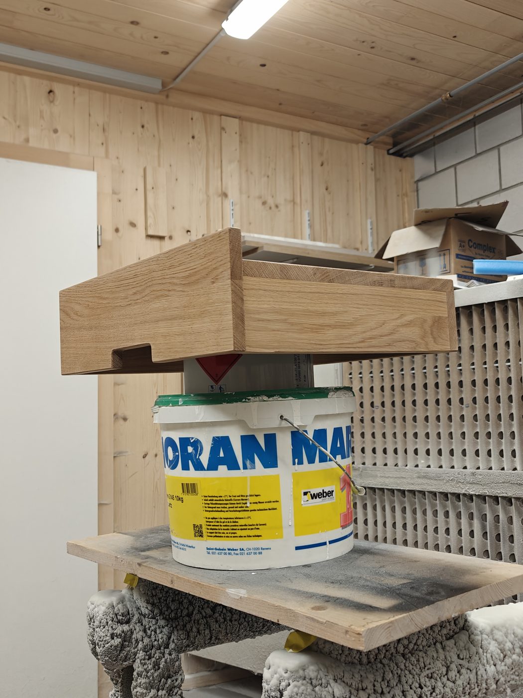 Schubladen auf Lackierständer