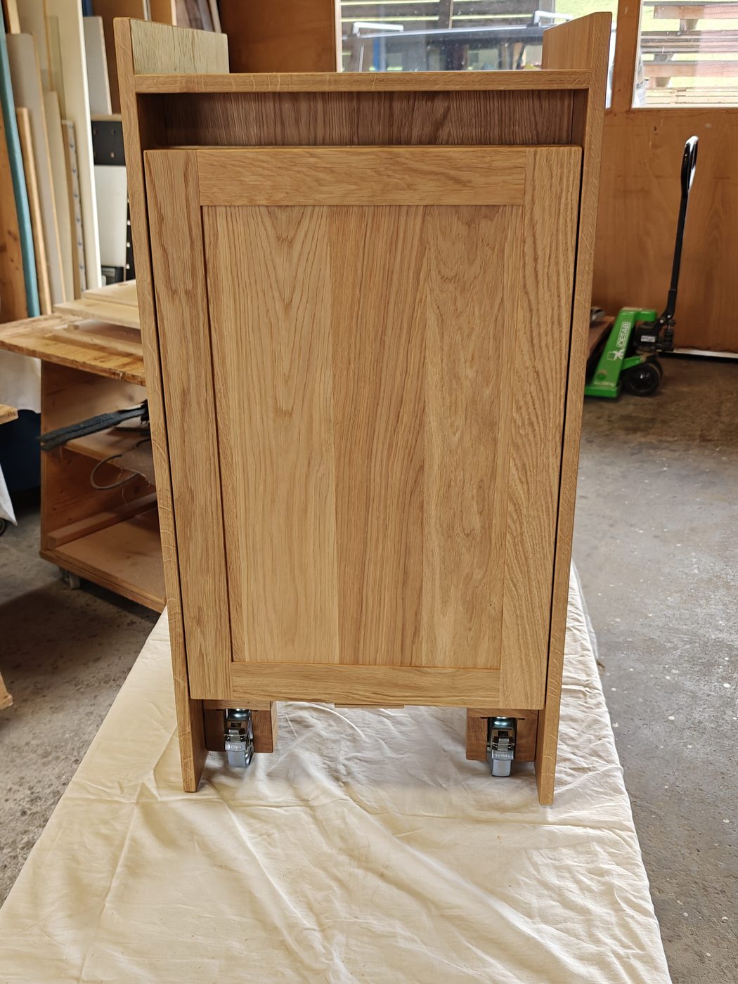 Rückseite geschlossen — sieht aus wie eine Front